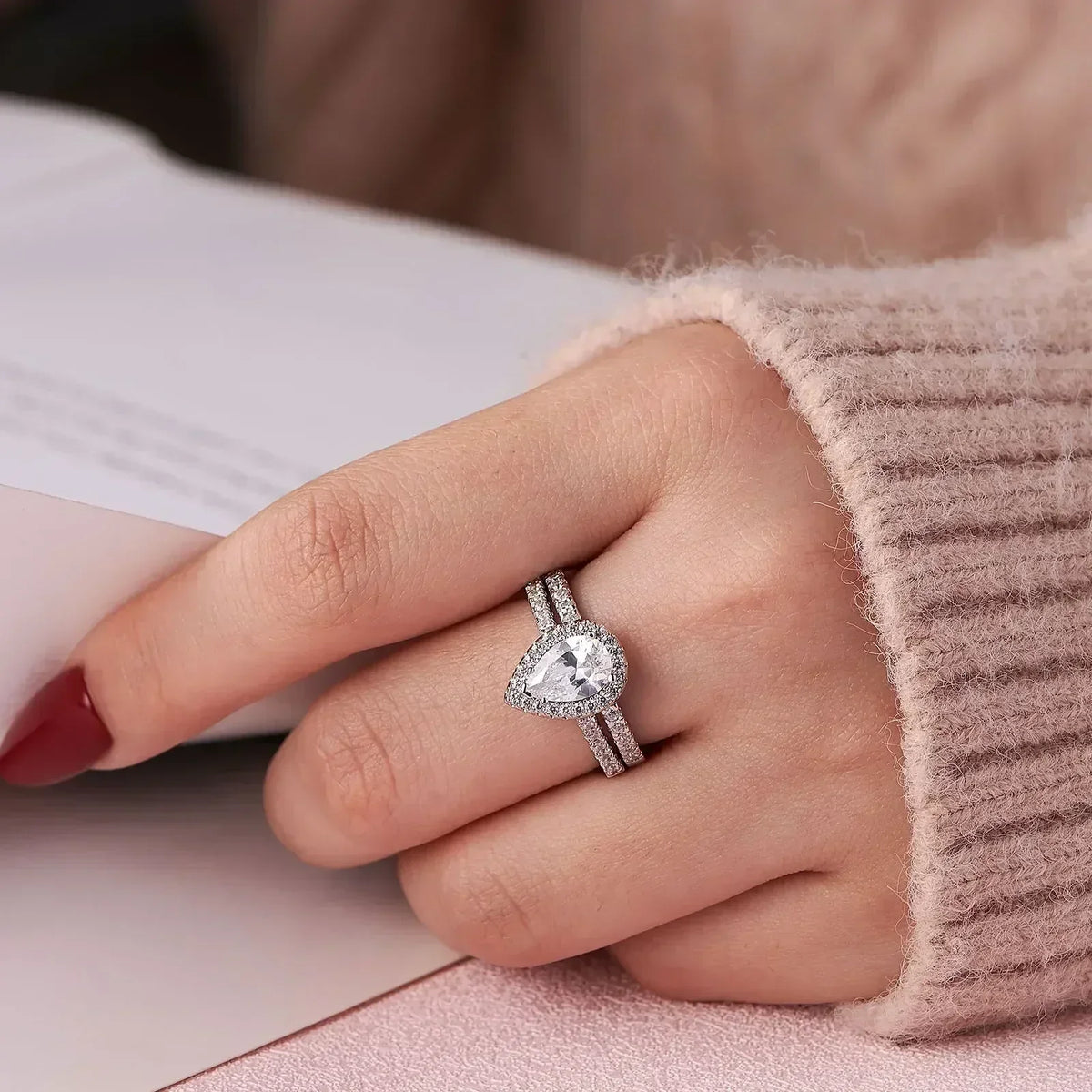 Newshe 2 Pieces Tear Drop Shape Engagement Ring Wedding Band for Women 925 Silver Bridal Jewelry High Grade Cubic Zircons