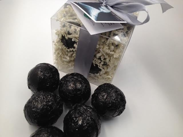 Luxury Bath Bomb GIFT SET with 6 (six) 2.25 oz bath bombs, (select from drop down menu Fragrances G thru P)