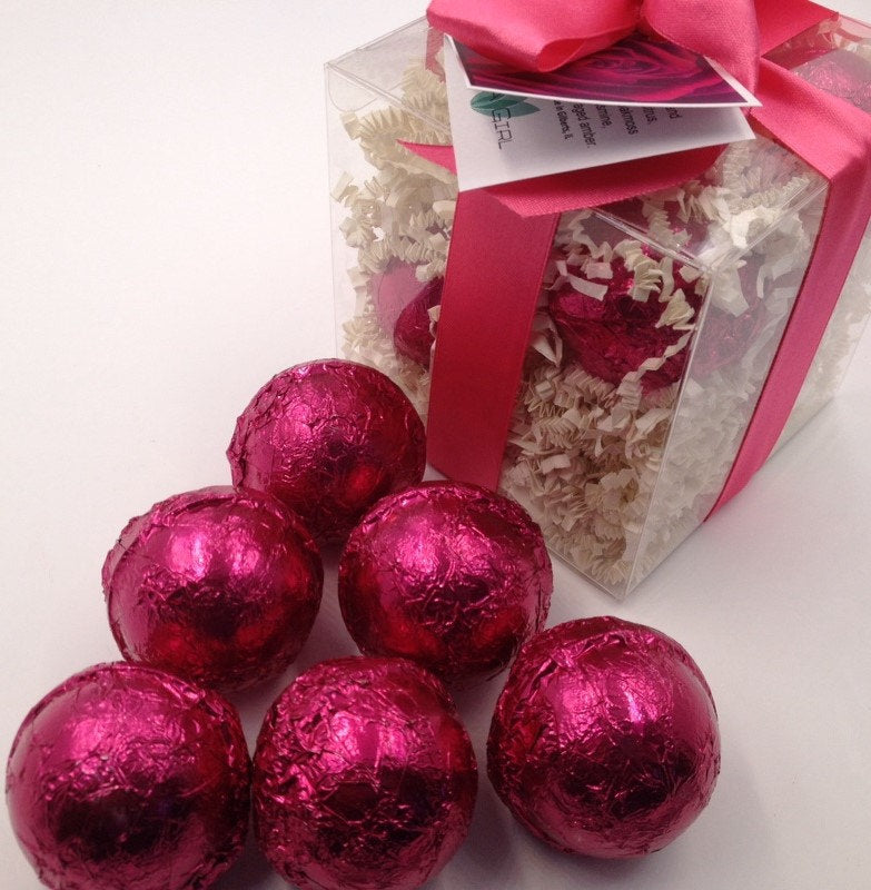 Luxury Bath Bomb GIFT SET with 6 (six) 2.25 oz bath bombs, (select from drop down menu Fragrances R thru Z)